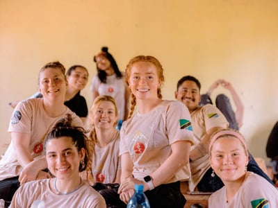 Free Home Repair for Low-Income Families: How Student Volunteers Contribute