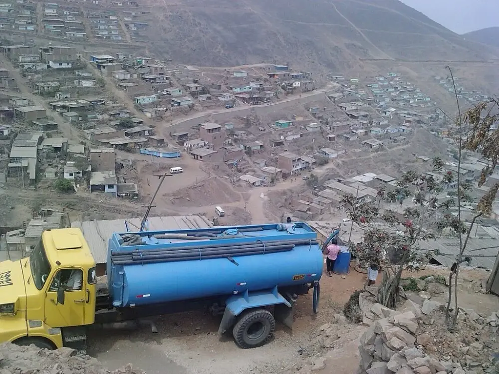 Lima_water_supply_to_low-income_areas_7103190159-e1700681808744-4